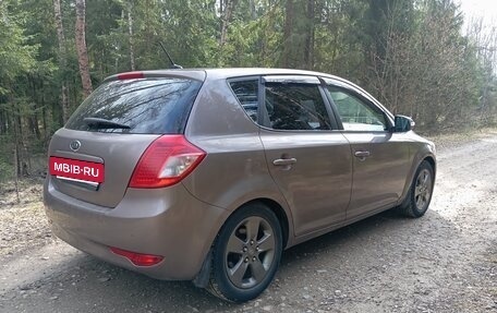 KIA cee'd I рестайлинг, 2010 год, 595 000 рублей, 4 фотография