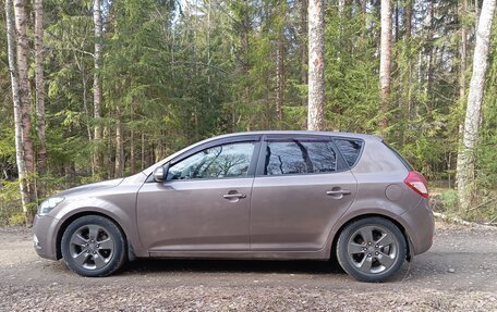 KIA cee'd I рестайлинг, 2010 год, 595 000 рублей, 13 фотография