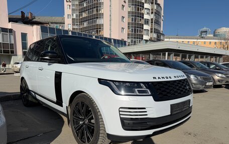Land Rover Range Rover IV рестайлинг, 2019 год, 8 800 000 рублей, 3 фотография