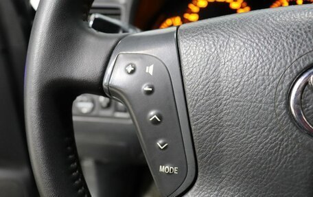 Toyota Avensis III рестайлинг, 2003 год, 590 000 рублей, 15 фотография