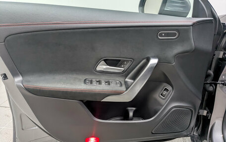 Mercedes-Benz CLA, 2021 год, 3 700 000 рублей, 19 фотография