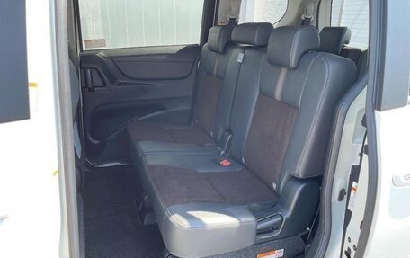 Toyota Sienta II, 2020 год, 1 248 000 рублей, 15 фотография