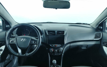 Hyundai Solaris II рестайлинг, 2011 год, 681 000 рублей, 10 фотография