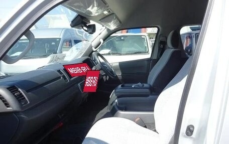 Toyota HiAce H200, 2024 год, 5 300 000 рублей, 10 фотография