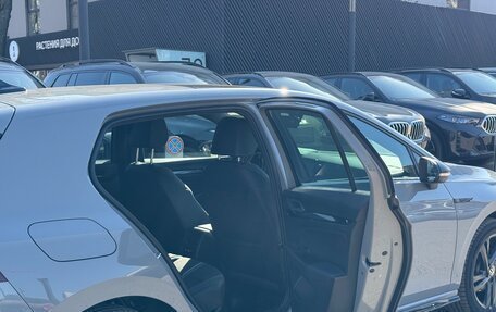 Volkswagen Golf VIII, 2023 год, 2 390 000 рублей, 12 фотография