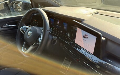 Volkswagen Golf VIII, 2023 год, 2 390 000 рублей, 19 фотография