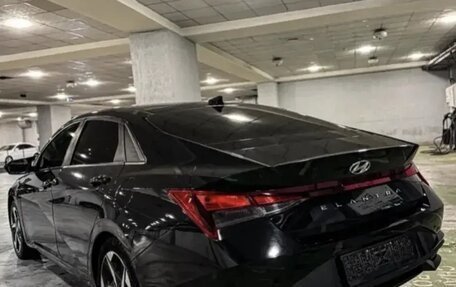 Hyundai Elantra, 2023 год, 1 980 000 рублей, 5 фотография