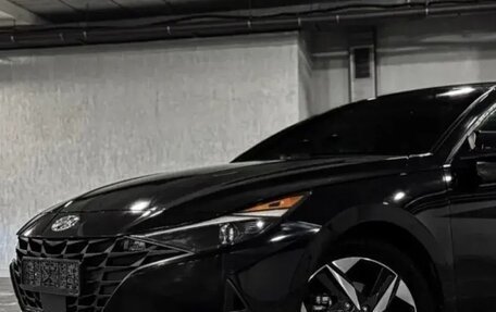 Hyundai Elantra, 2023 год, 1 980 000 рублей, 4 фотография