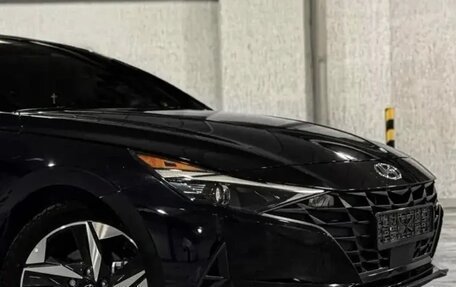 Hyundai Elantra, 2023 год, 1 980 000 рублей, 6 фотография