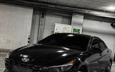 Hyundai Elantra, 2023 год, 1 980 000 рублей, 8 фотография