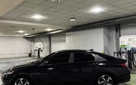 Hyundai Elantra, 2023 год, 1 980 000 рублей, 9 фотография