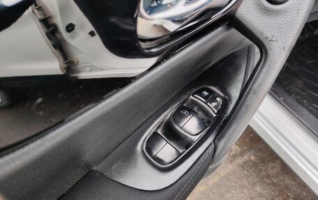 Nissan Qashqai, 2018 год, 1 950 000 рублей, 13 фотография