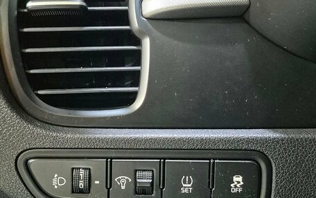 KIA Rio IV, 2018 год, 1 349 000 рублей, 19 фотография