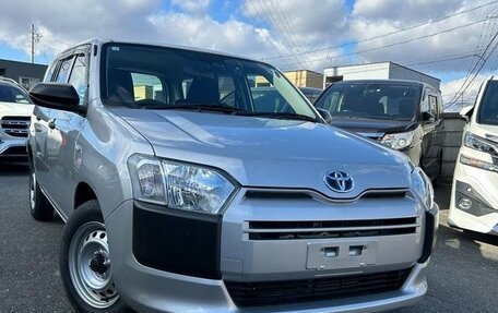 Toyota Probox I, 2023 год, 780 000 рублей, 1 фотография