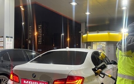 BMW 5 серия, 2016 год, 2 300 000 рублей, 2 фотография