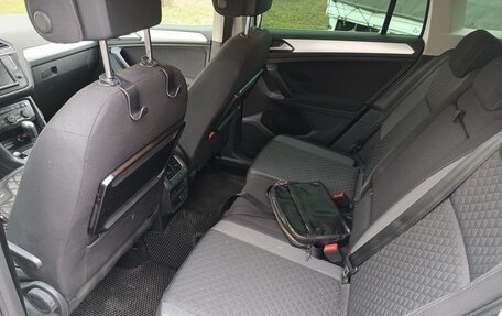 Volkswagen Tiguan II, 2017 год, 2 900 000 рублей, 3 фотография