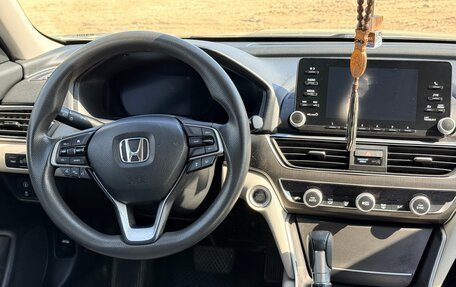 Honda Accord IX рестайлинг, 2018 год, 2 100 000 рублей, 8 фотография