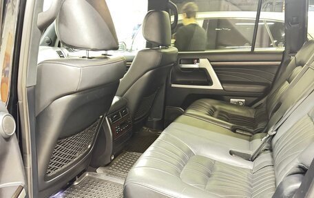 Toyota Land Cruiser 200, 2019 год, 7 500 000 рублей, 7 фотография