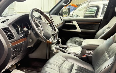 Toyota Land Cruiser 200, 2019 год, 7 500 000 рублей, 6 фотография