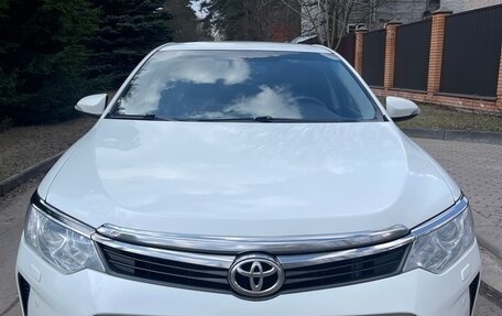 Toyota Camry, 2015 год, 1 873 000 рублей, 30 фотография