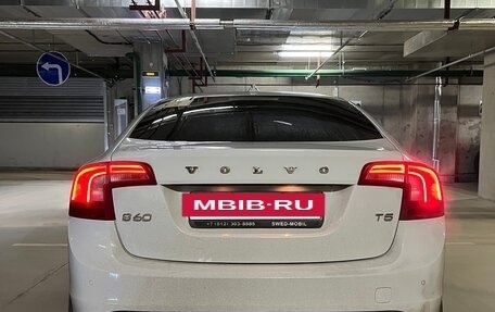 Volvo S60 III, 2012 год, 960 000 рублей, 2 фотография