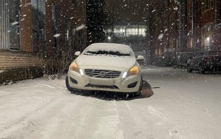 Volvo S60 III, 2012 год, 960 000 рублей, 14 фотография
