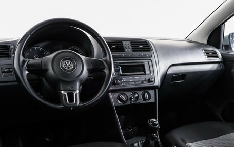 Volkswagen Polo VI (EU Market), 2014 год, 437 989 рублей, 17 фотография