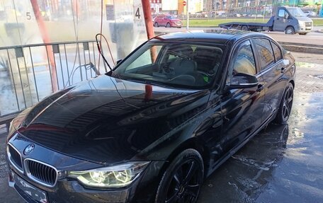 BMW 3 серия, 2018 год, 1 970 000 рублей, 4 фотография