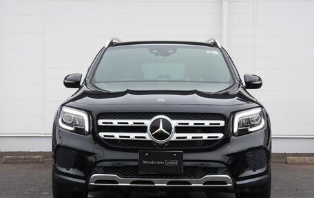 Mercedes-Benz GLB, 2023 год, 2 090 000 рублей, 2 фотография