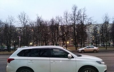 Mitsubishi Outlander III рестайлинг 3, 2019 год, 1 800 000 рублей, 1 фотография