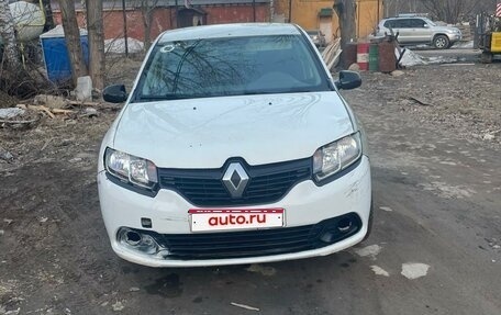 Renault Logan II, 2016 год, 295 000 рублей, 1 фотография