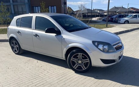 Opel Astra H, 2011 год, 435 000 рублей, 1 фотография