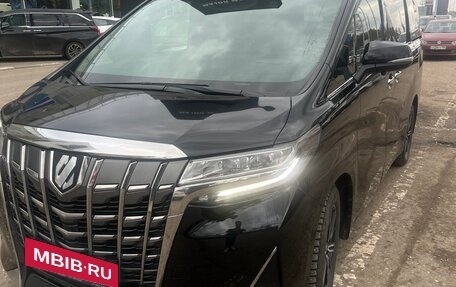 Toyota Alphard III, 2018 год, 5 000 000 рублей, 1 фотография