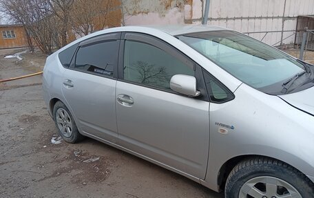 Toyota Prius, 2008 год, 600 000 рублей, 4 фотография