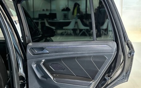 Volkswagen Tiguan II, 2021 год, 4 050 000 рублей, 18 фотография