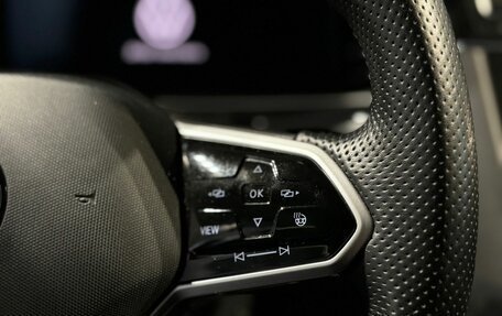 Volkswagen Tiguan II, 2021 год, 4 050 000 рублей, 14 фотография