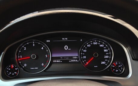 Volkswagen Touareg III, 2013 год, 2 100 000 рублей, 11 фотография