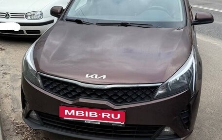 KIA Rio IV, 2021 год, 1 750 000 рублей, 2 фотография