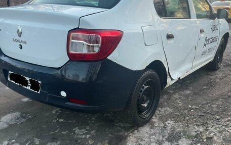 Renault Logan II, 2016 год, 295 000 рублей, 4 фотография