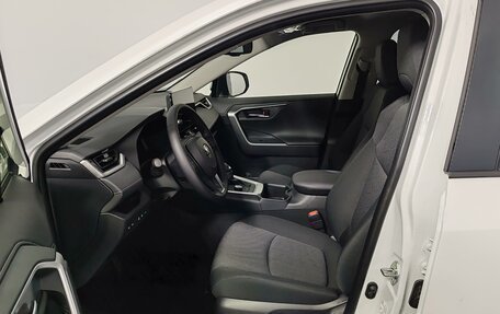 Toyota RAV4, 2025 год, 5 590 000 рублей, 16 фотография