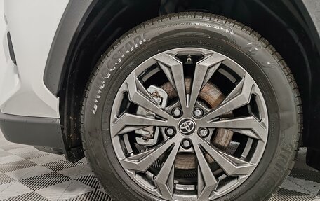 Toyota RAV4, 2025 год, 5 590 000 рублей, 18 фотография