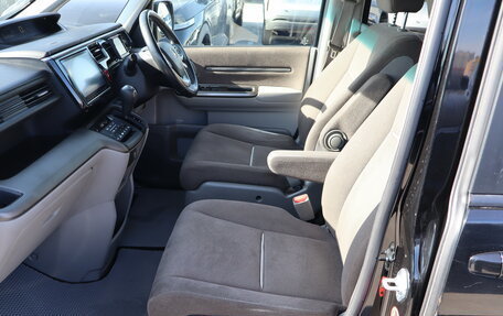 Honda Stepwgn IV, 2017 год, 1 599 000 рублей, 11 фотография