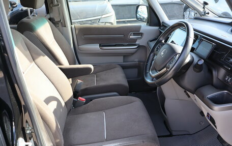 Honda Stepwgn IV, 2017 год, 1 599 000 рублей, 8 фотография