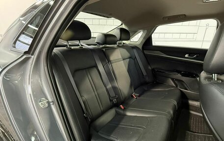 KIA K5, 2024 год, 3 700 000 рублей, 19 фотография