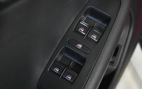 Volkswagen Jetta VI, 2015 год, 870 000 рублей, 14 фотография