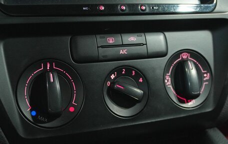 Volkswagen Jetta VI, 2015 год, 870 000 рублей, 13 фотография