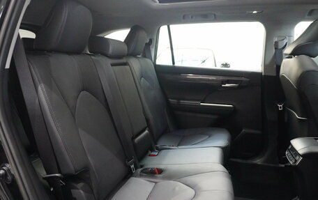 Toyota Highlander, 2026 год, 6 100 000 рублей, 12 фотография