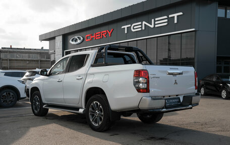 Mitsubishi L200 IV рестайлинг, 2023 год, 3 845 000 рублей, 4 фотография