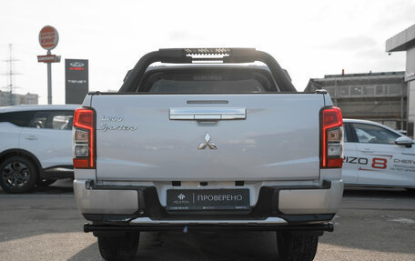 Mitsubishi L200 IV рестайлинг, 2023 год, 3 845 000 рублей, 6 фотография