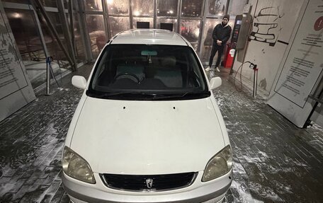 Toyota Raum I, 1999 год, 390 000 рублей, 3 фотография